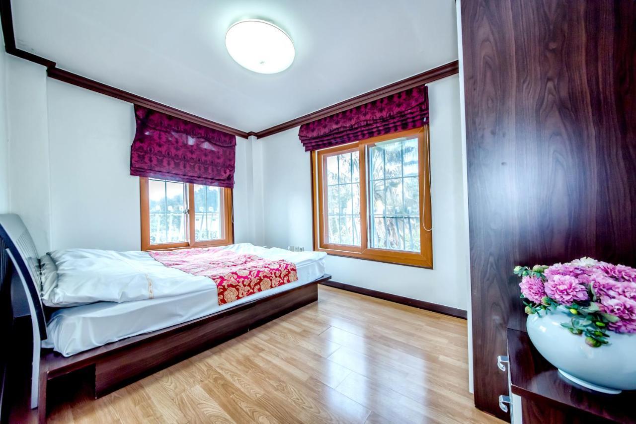 Jeju Hue Pension Сеогвипо Екстериор снимка